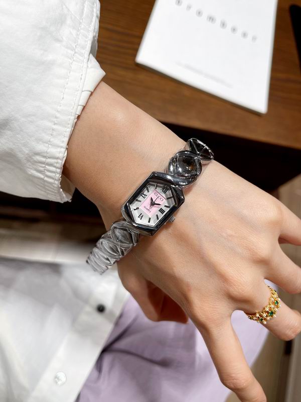 Gucci watch 84 (2)