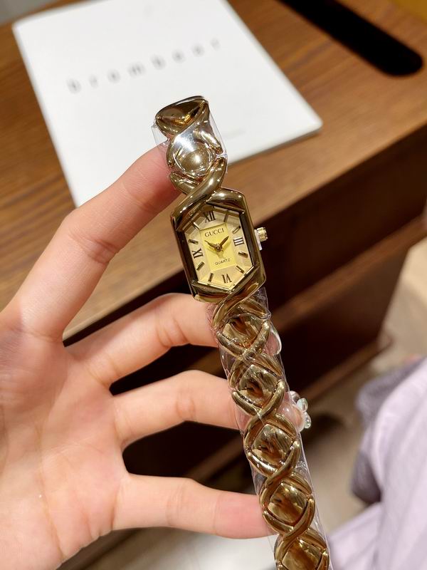 Gucci watch 84 (22)