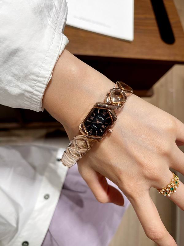 Gucci watch 84 (5)