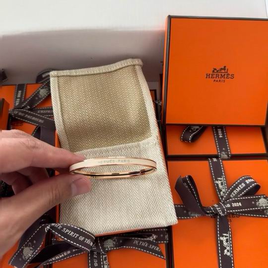 Hermes Bracelet 11lyh151 (7)