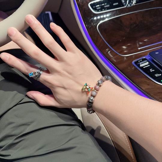 LV Bracelet 11lyh149 (4)