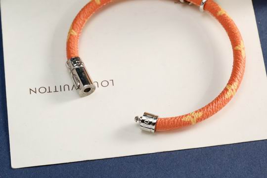 LV Bracelet 11lyh585 (2)