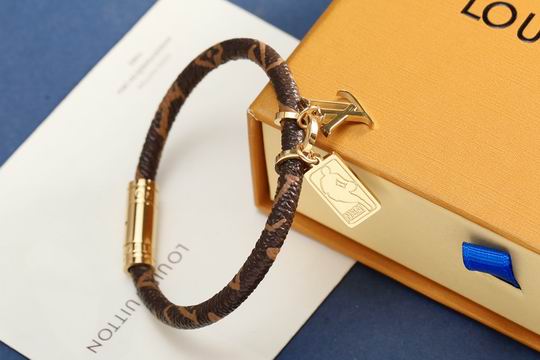 LV Bracelet 11lyh586 (1)