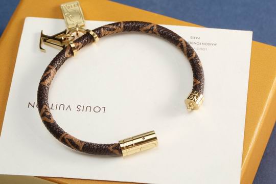 LV Bracelet 11lyh586 (2)