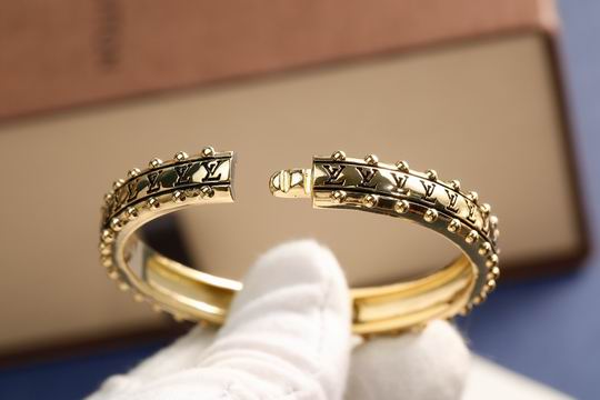 LV Bracelet 11lyh590 (3)