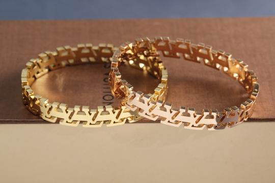LV Bracelet 11lyh591 (2)