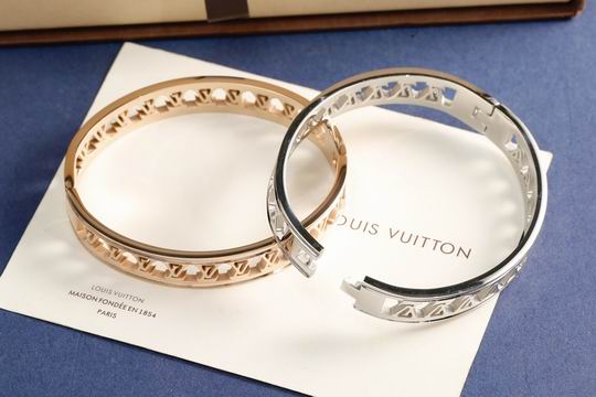 LV Bracelet 11lyh593 (2)