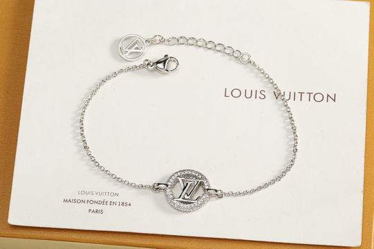 LV Bracelet 11lyh601 (2)