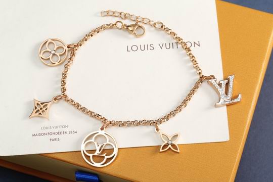 LV Bracelet 11lyh605 (2)