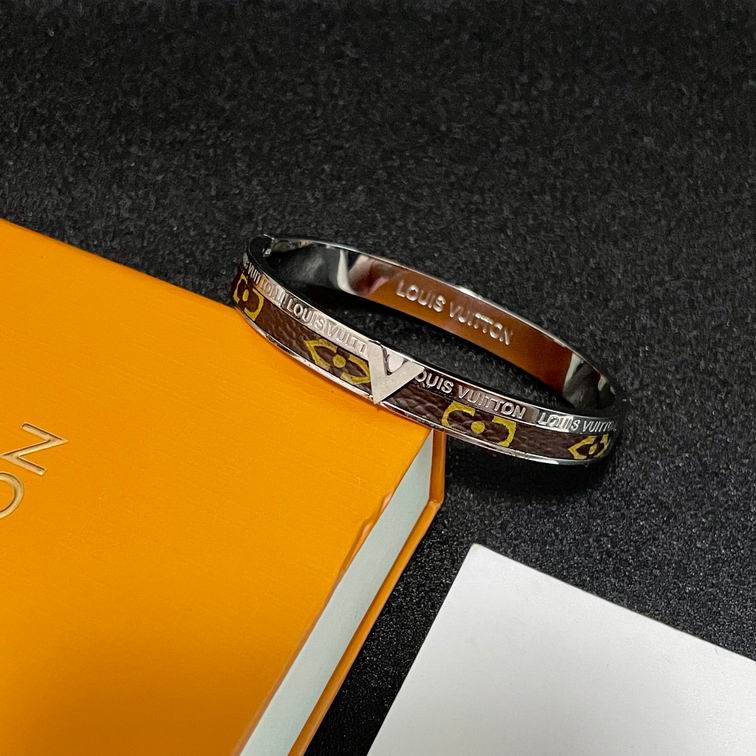 LV Bracelet 11lyh636 (1)