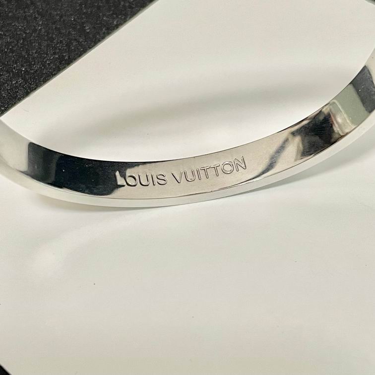 LV Bracelet 11lyh636 (2)