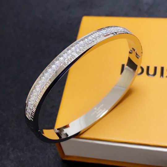 LV Bracelet 11lyh641 (4)