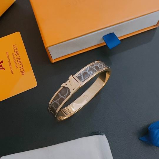LV Bracelet 11lyh649 (1)
