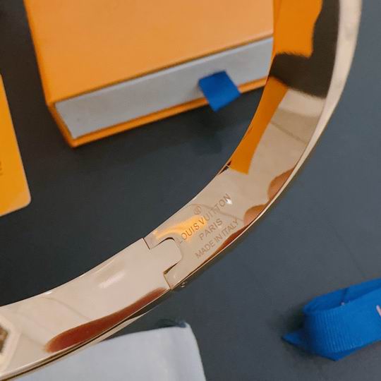 LV Bracelet 11lyh649 (3)