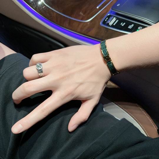 LV Bracelet 11lyh651 (3)