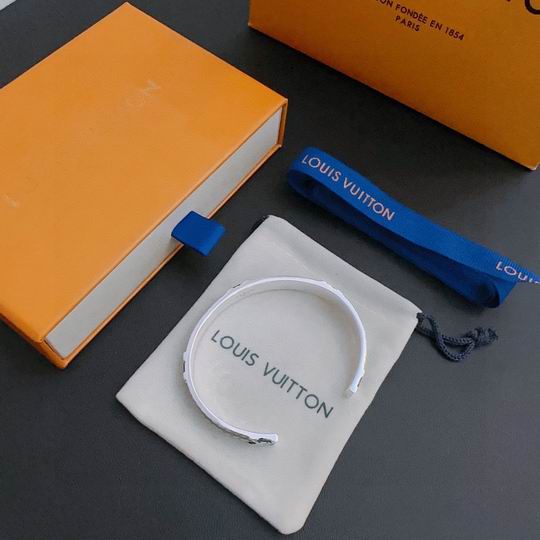 LV Bracelet 11lyh656 (3)