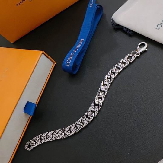 LV Bracelet 11lyh657 (2)