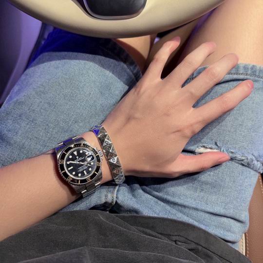 LV Bracelet 11lyh659 (3)