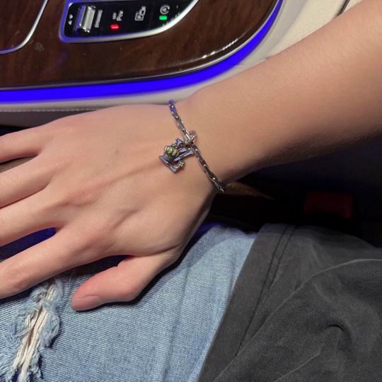 LV Bracelet 11lyh662 (4)