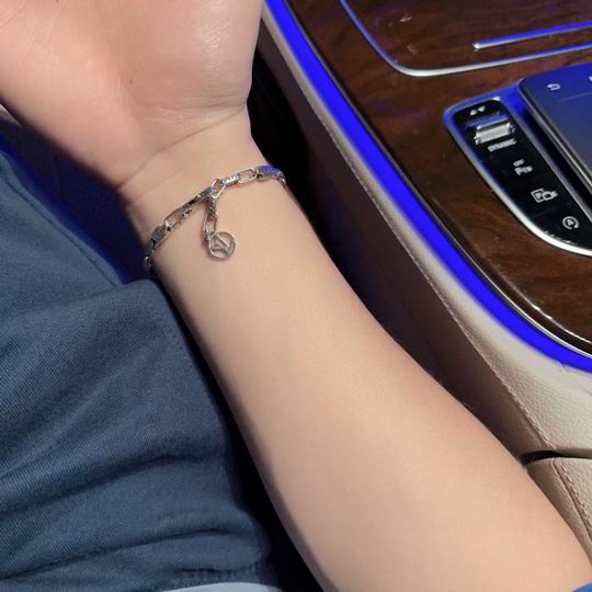 LV Bracelet 11lyh667 (4)