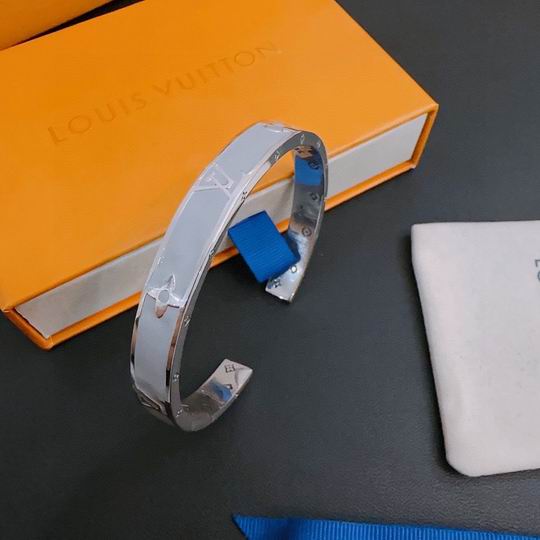 LV Bracelet 11lyh670 (1)