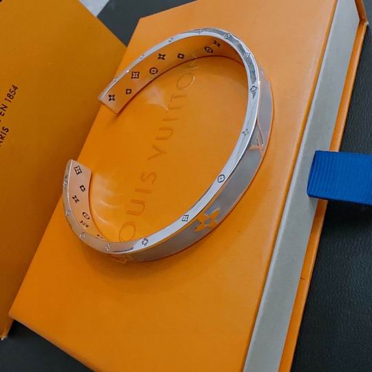 LV Bracelet 11lyh670 (2)