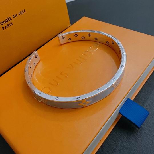 LV Bracelet 11lyh670 (3)