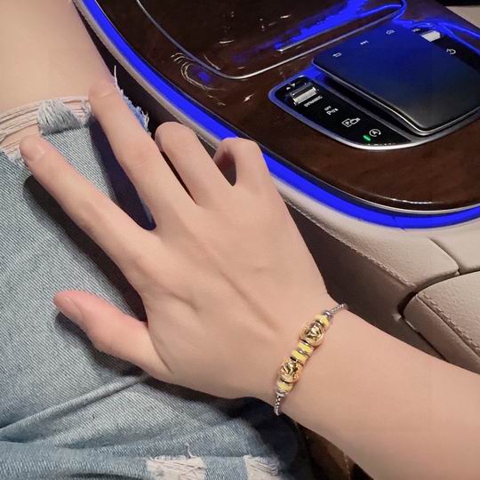 LV Bracelet 11lyh673 (4)