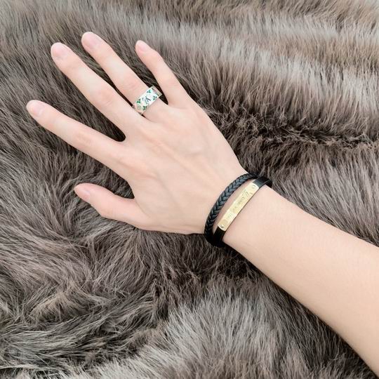 LV Bracelet 11lyh680 (4)