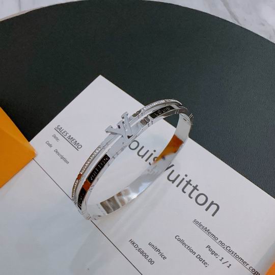 LV Bracelet 11lyh681 (1)