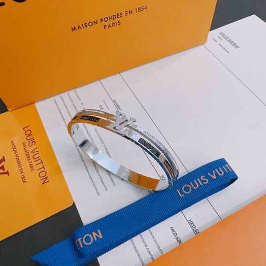 LV Bracelet 11lyh681 (5)