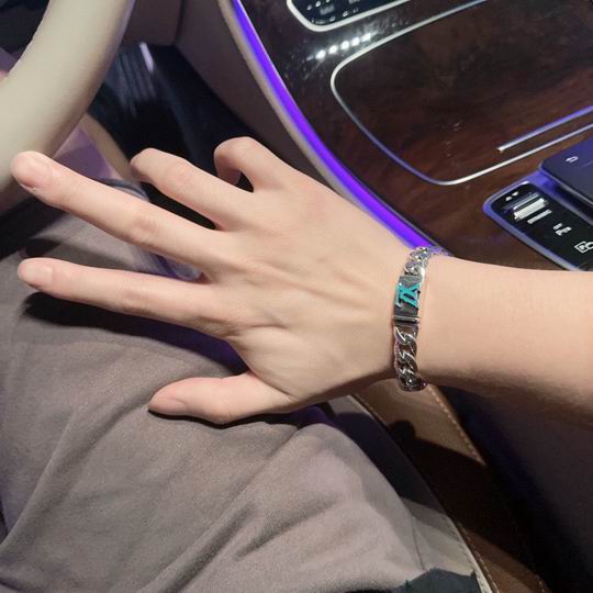 LV Bracelet 11lyh682 (4)