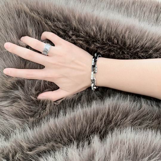 LV Bracelet 11lyh691 (3)