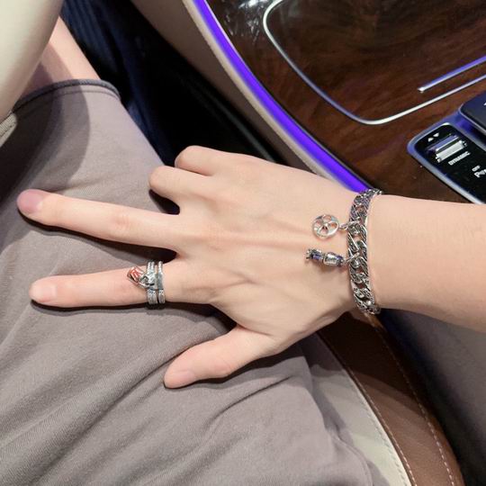 LV Bracelet 11lyh695 (4)