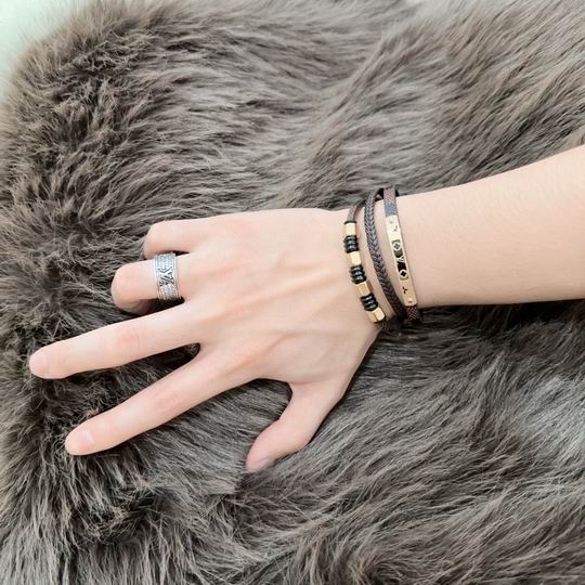 LV Bracelet 11lyh707 (4)