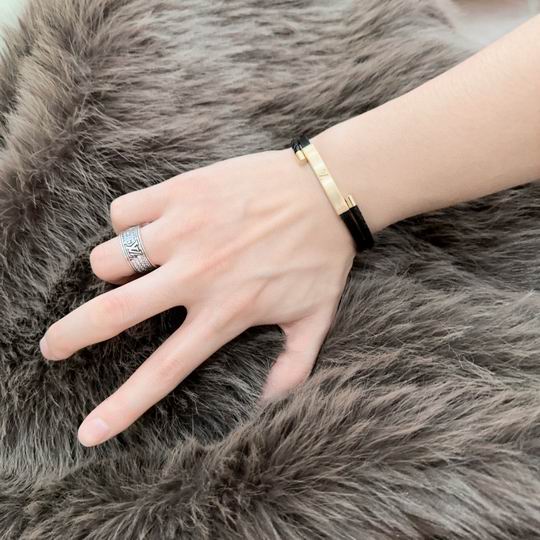 LV Bracelet 11lyh708 (5)