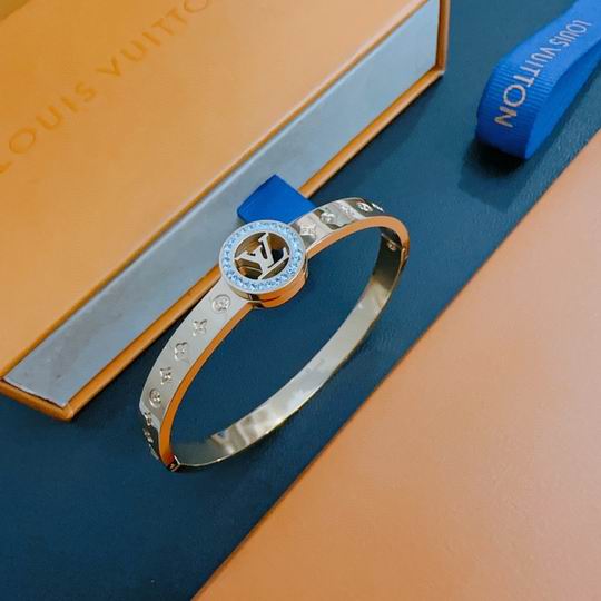 LV Bracelet 11lyh742 (3)