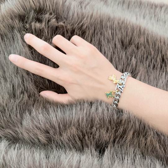 LV Bracelet 11lyh743 (3)