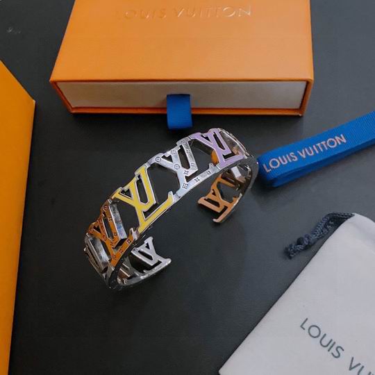 LV Bracelet 11lyh748 (1)