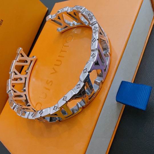 LV Bracelet 11lyh748 (4)