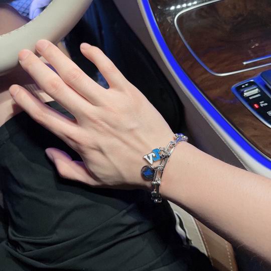 LV Bracelet 11lyh757 (3)