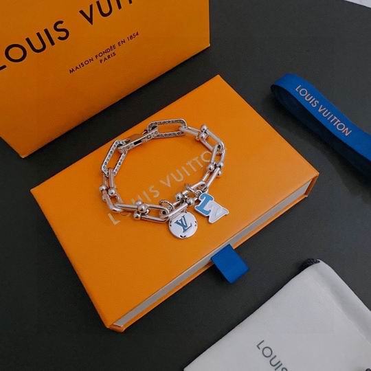 LV Bracelet 11lyh757 (5)