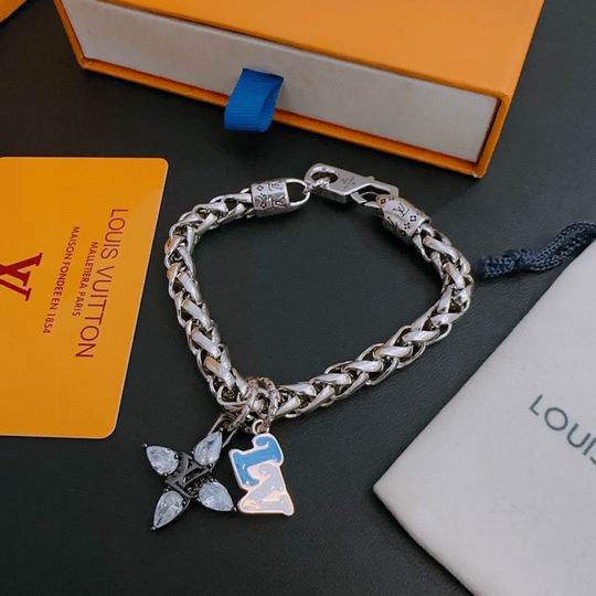 LV Bracelet 11lyh761 (2)