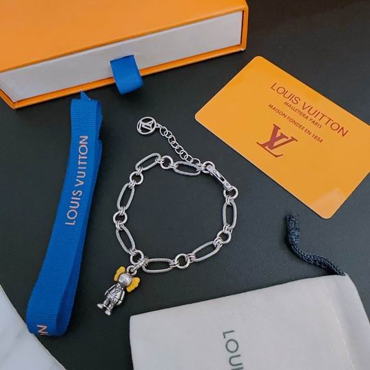 LV Bracelet 11lyh764 (1)