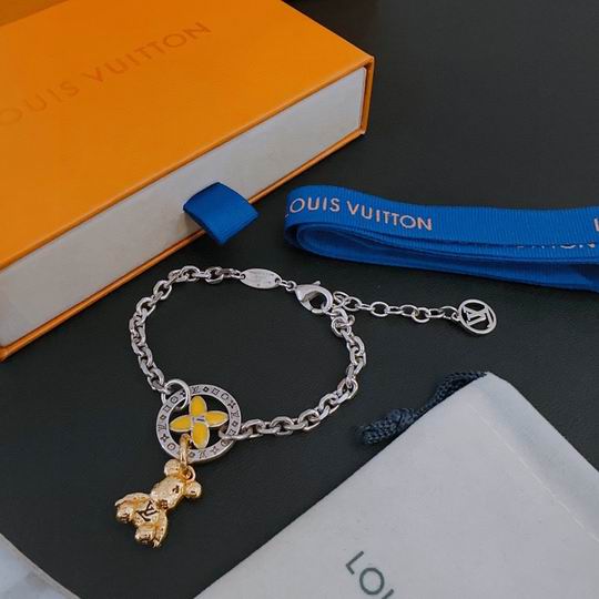 LV Bracelet 11lyh767 (1)