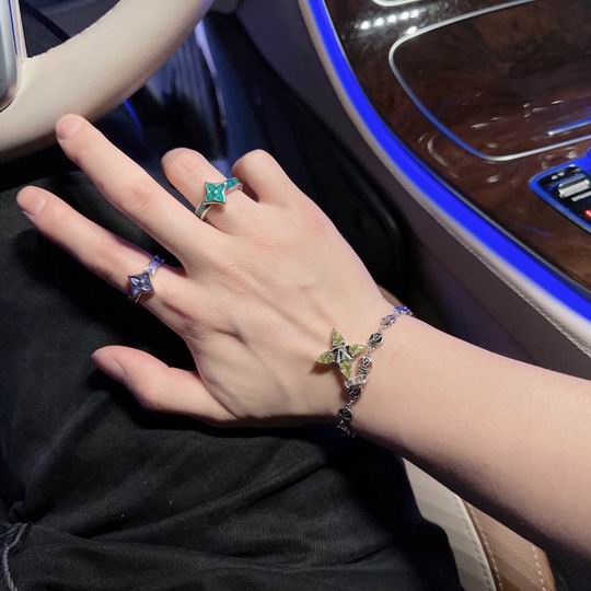 LV Bracelet 11lyh770 (4)