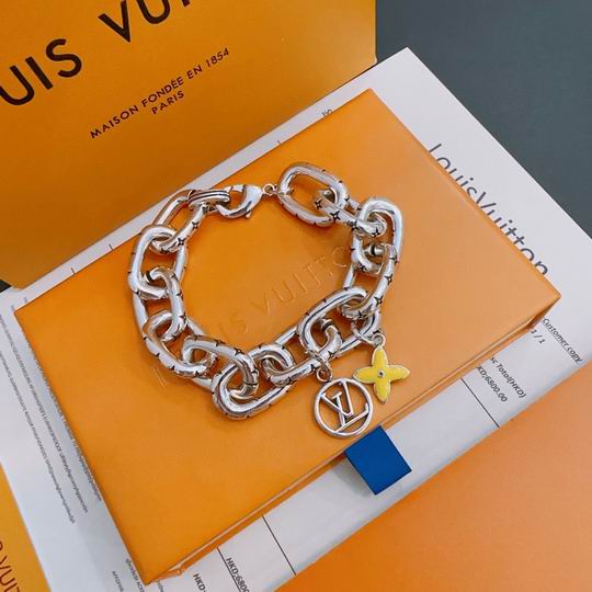 LV Bracelet 11lyh772 (1)