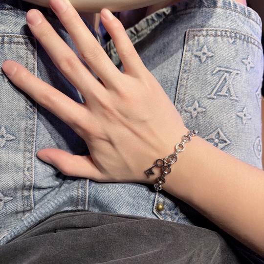 LV Bracelet 11lyh775 (3)