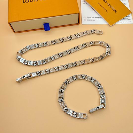 LV Suits 11lyh104 (8)