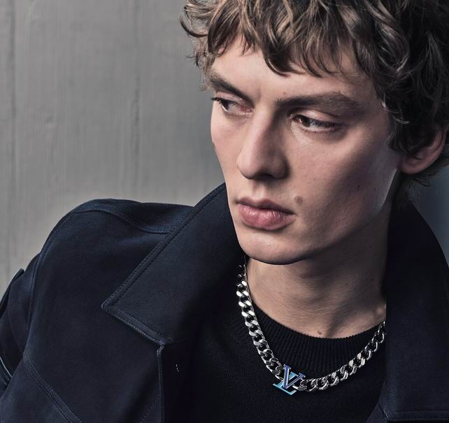 LV Suits 11lyh105 (4)